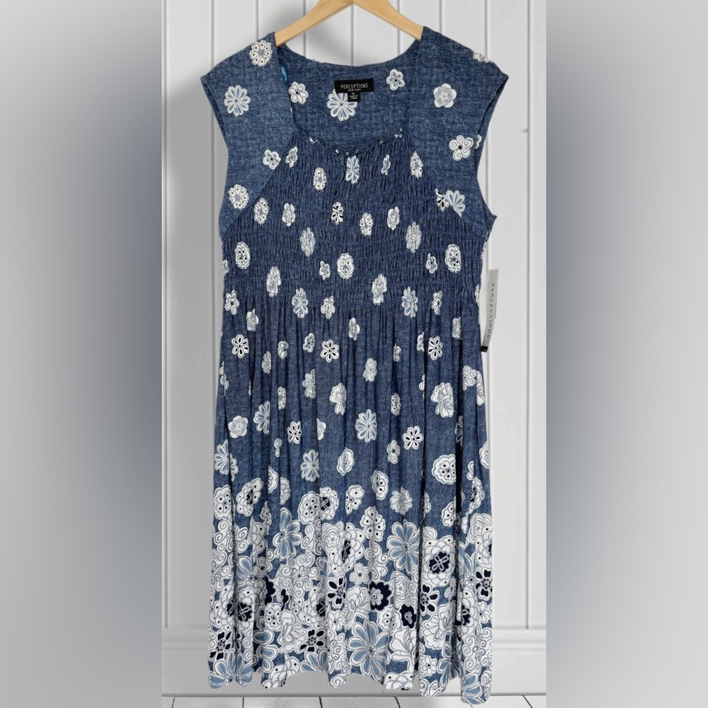 NWT Navy Floral Smocked Boho Sleeveless Dress